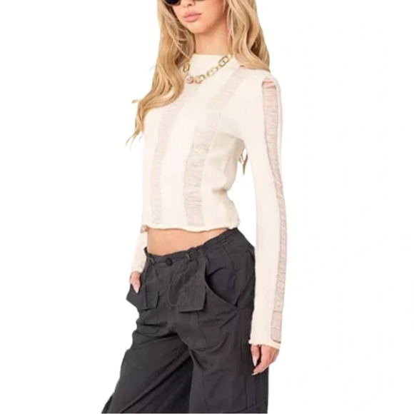 NWT Women's Distressed Sweater Top Trumpet Sleeve Summer Street Wear - Picture 2 of 6